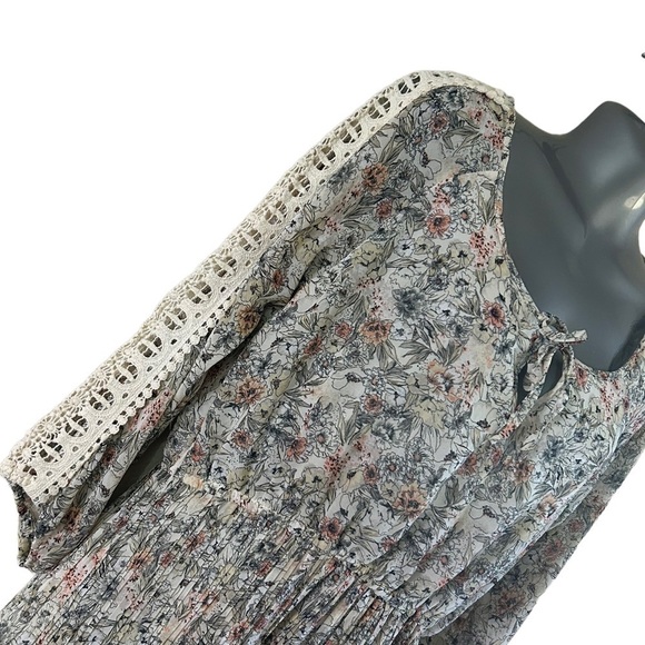 𝅺American Rag Cambridge Floral Oatmeal Combo Dress • NWT • Size: Medium​ - Picture 6 of 9